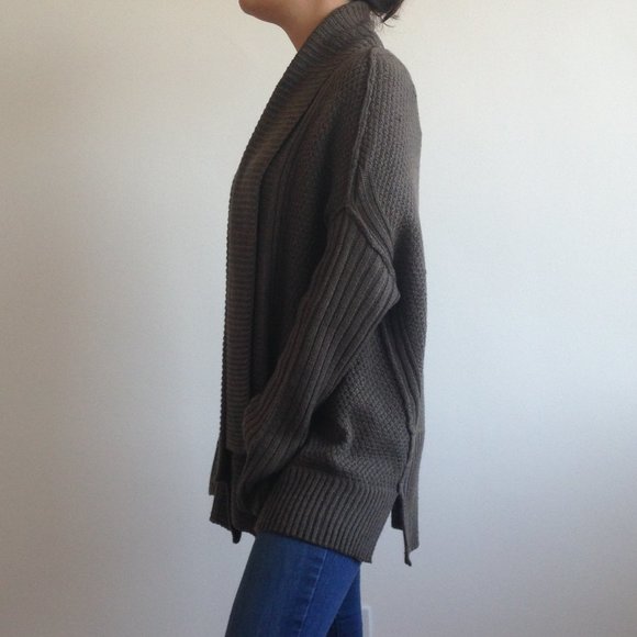 NWOT Retrod - Chunky Green Knit Cardigan - Picture 4 of 15